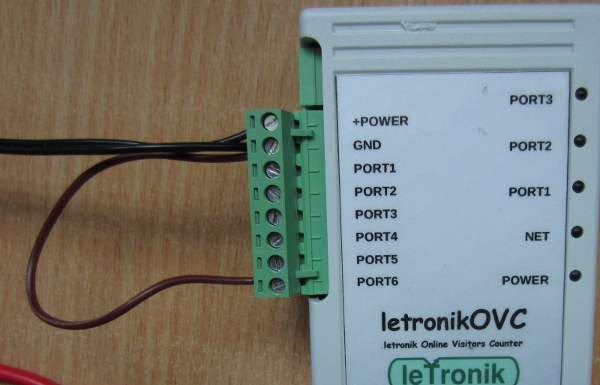 Wymuszanie
              ustawień fabrycznych